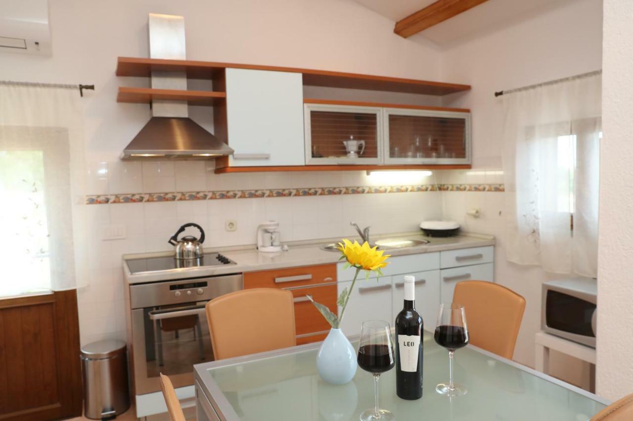 Villa Leo Rovinj Exterior photo